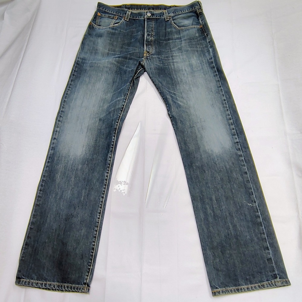 Levi's 501 38x34 Blue Jeans Button Fly Straight Leg Distressed Fade Q Tab